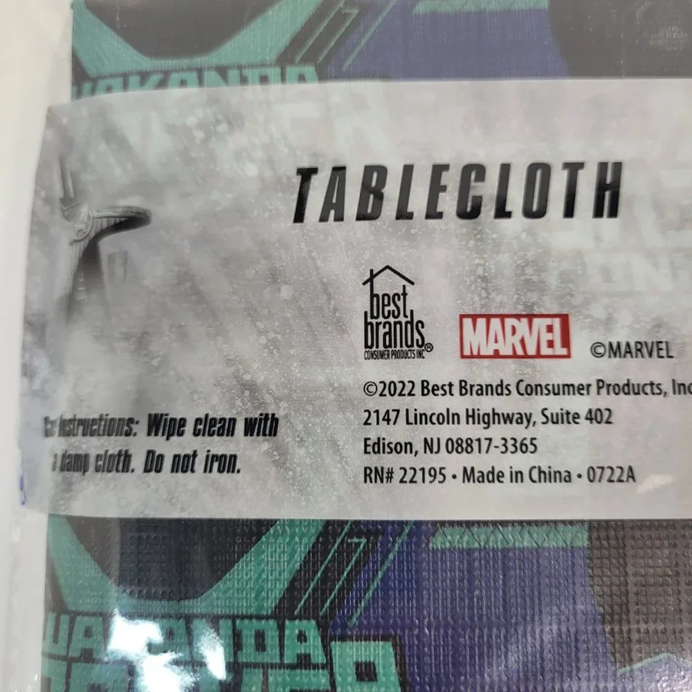 Wakanda Forever‎ Black Panther Tablecloth 52x70 Marvel Party Decor NEW